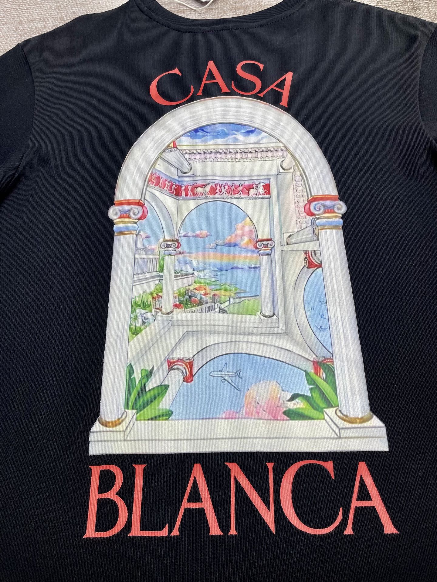 25 Short-sleeved T-shirt