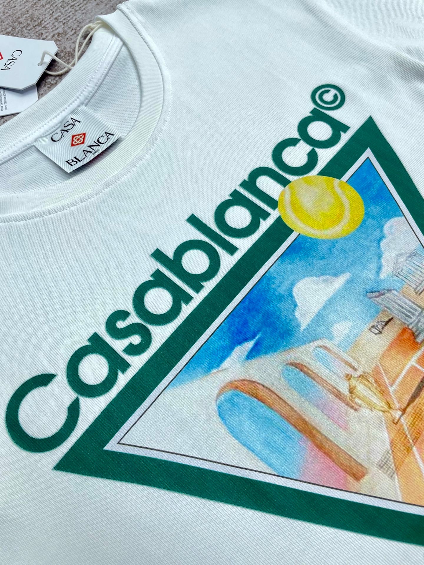25 Short-sleeved T-shirt