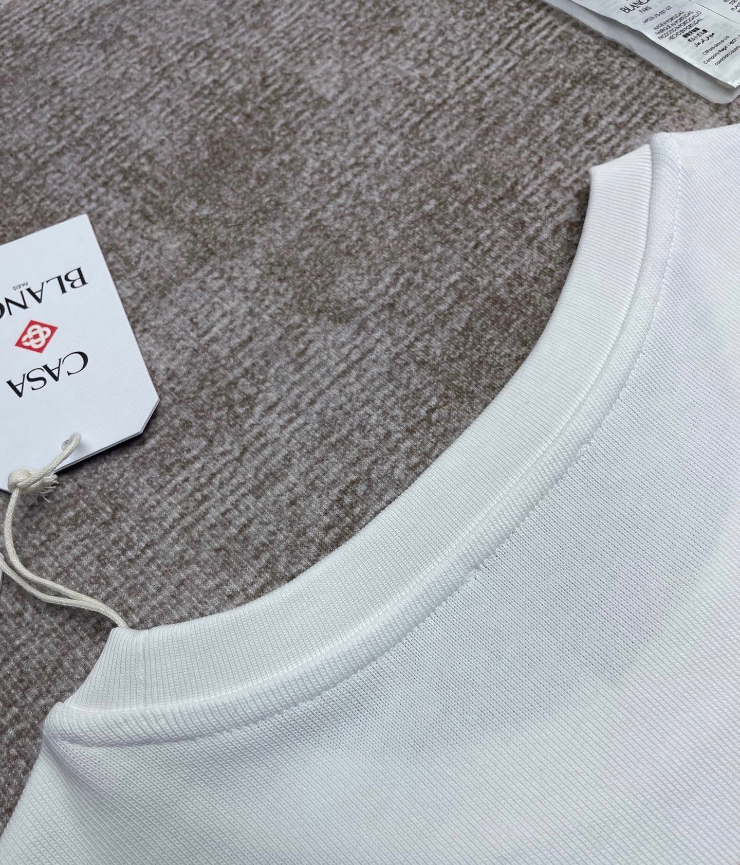 Short-sleeved T-shirt