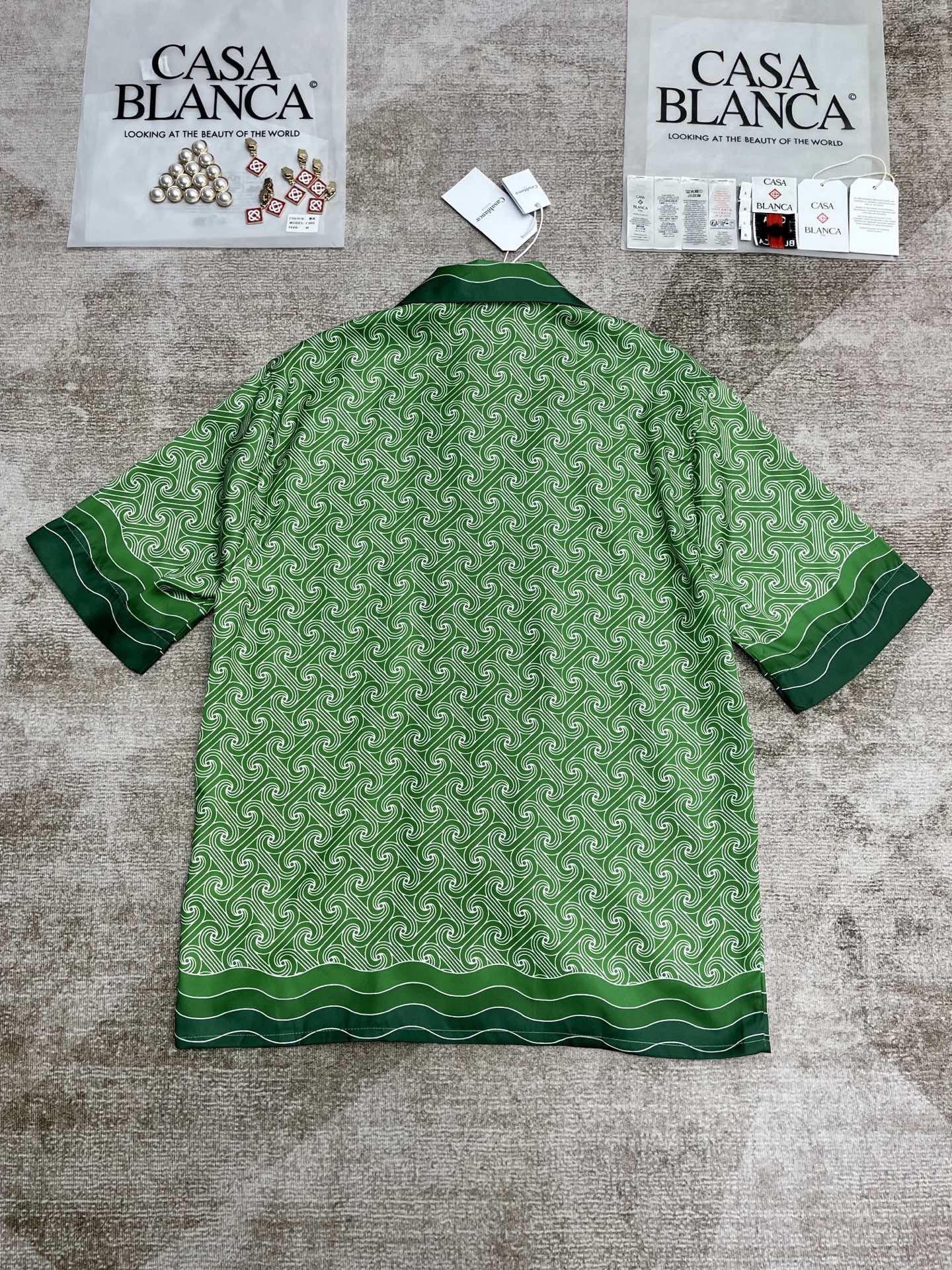 25 new silk short-sleeved shirt