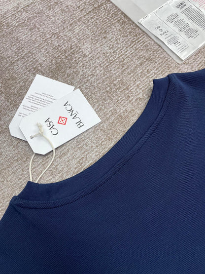 25 Short-sleeved T-shirt