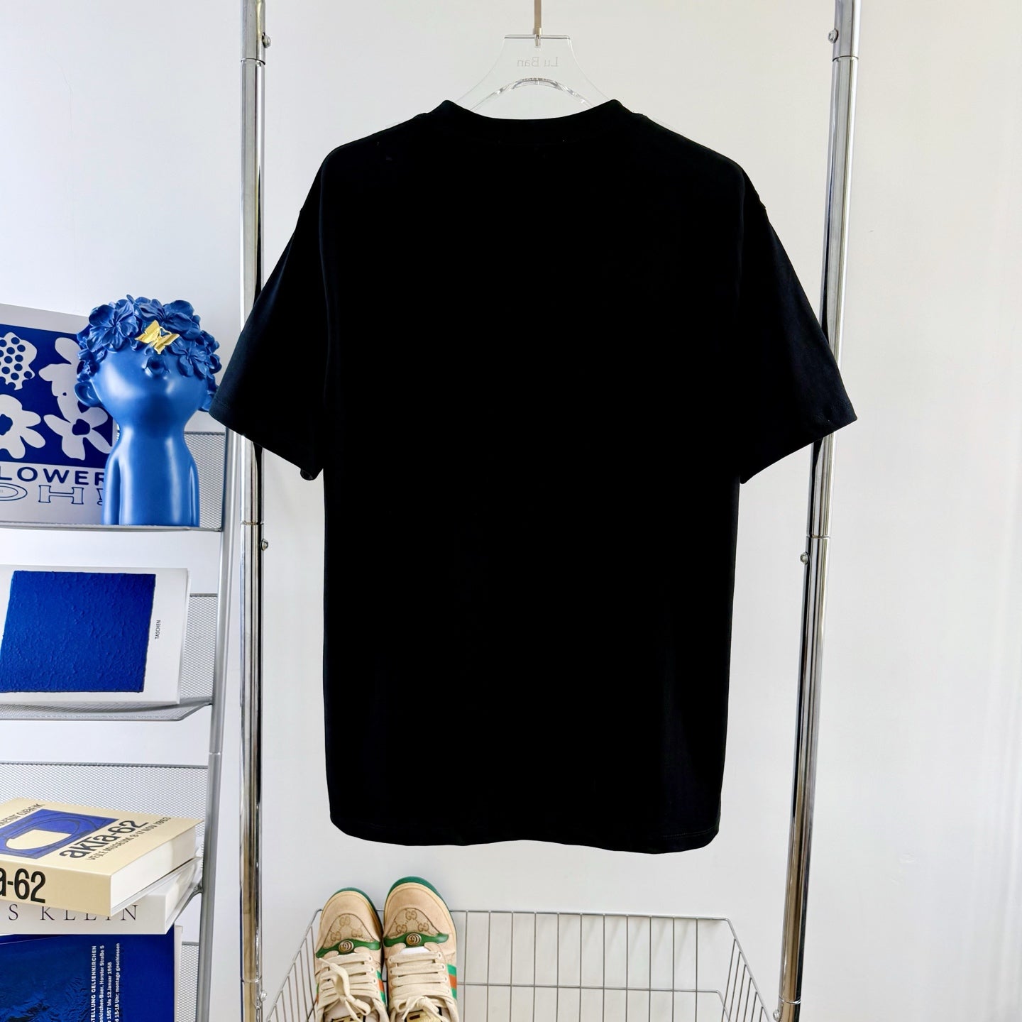 25 letters embroidered round neck short sleeve T-shirt