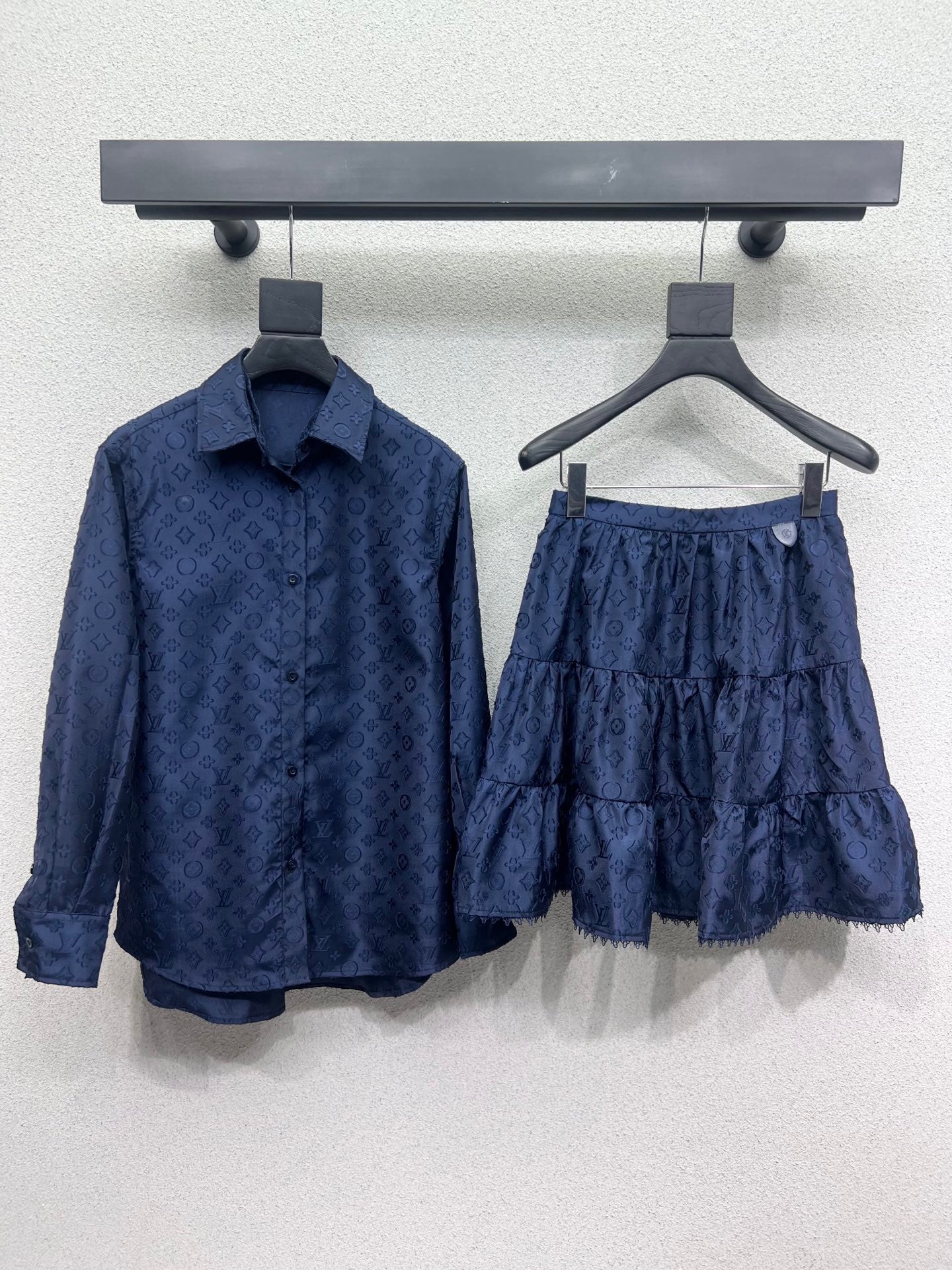 25 new classic jacquard shirt + skirt suit